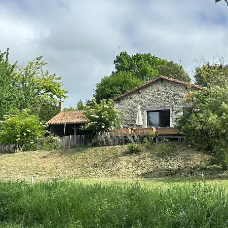 Quiet Countryside House & Secure Garden *