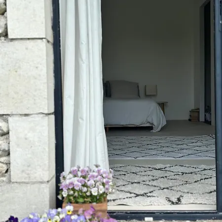 Quiet Countryside House & Secure Garden Дом отдыха *
