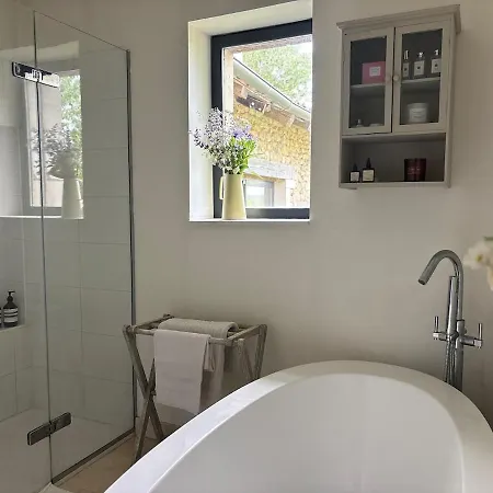 Quiet Countryside House & Secure Garden Дом отдыха Montignac-le-Coq