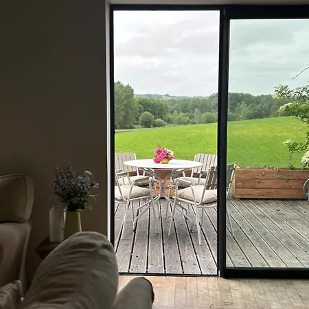 Quiet Countryside House & Secure Garden Дом отдыха Montignac-le-Coq
